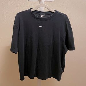 Nike Crop T-Shirt Size Large